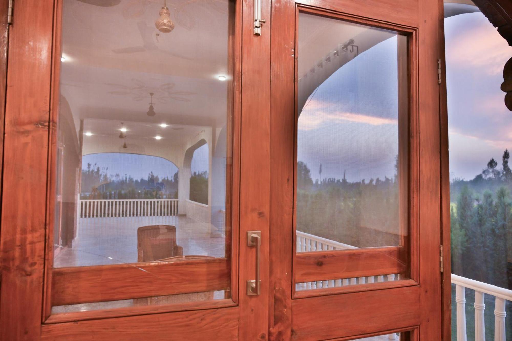The Country Hills Villa Srīnagar Exteriér fotografie